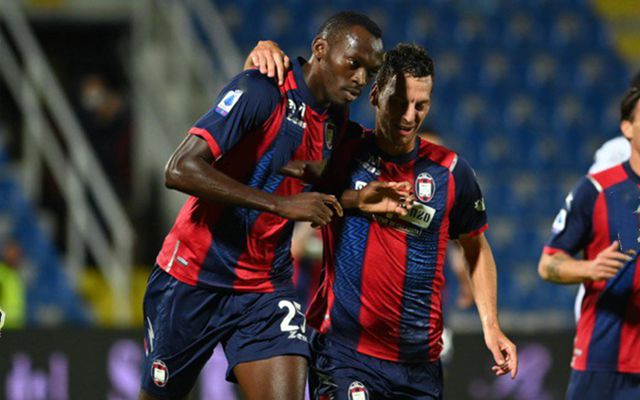 东尼斯战胜对手，队伍士气大振的简单介绍