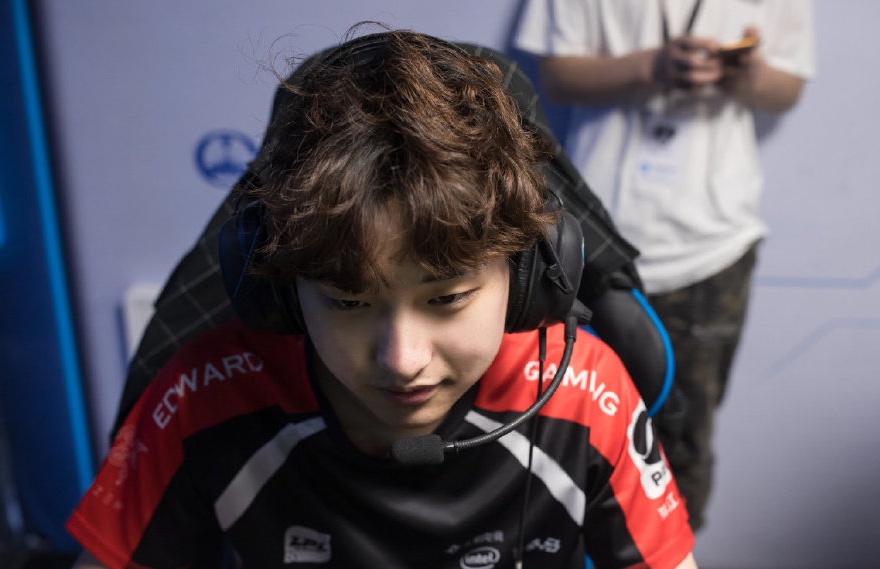 Scout连续十场比赛得分超过比分优势明显，美国队挑战极限！的简单介绍